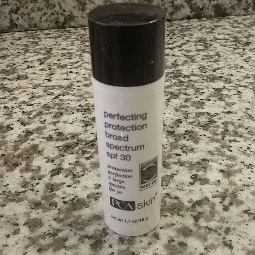 Skin care - Picture 2 of 3